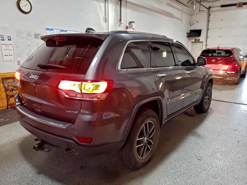 Photo 3 from auction – 2017 JEEP GRAND CHER with VIN 1C4RJFBG3HC671237