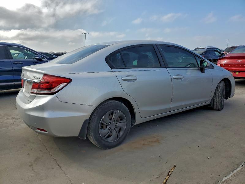 Photo 3 from auction – 2014 HONDA CIVIC LX with VIN 19XFB2F57EE028783