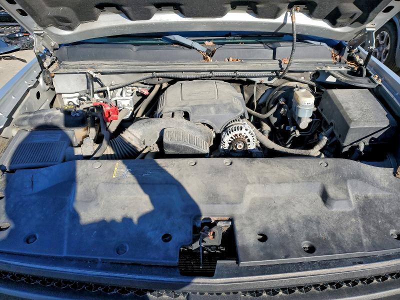 Photo 11 from auction – 2011 CHEVROLET SILVERADO with VIN 1GCNKPEA0BZ140736