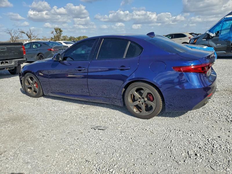 Photo 2 from auction – 2017 ALFA ROMEO GIULIA with VIN ZARFAEBN2H7538902