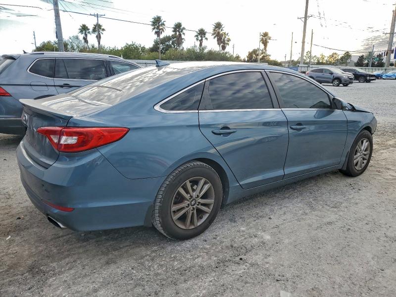Photo 3 from auction – 2015 HYUNDAI SONATA SE with VIN 5NPE24AF0FH242146