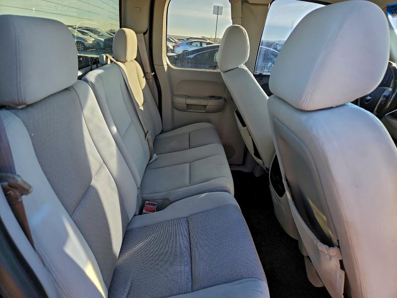 Photo 10 from auction – 2008 CHEVROLET SILVERADO with VIN 1GCEK19J78E160988
