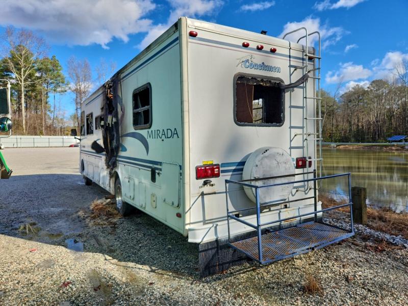 Photo 3 from auction – 1999 FORD F550 SUPER with VIN 3FCLF53S2XJA07109