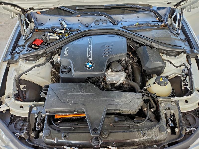 Photo 11 from auction – 2016 BMW 320 with VIN WBA8E1G55GNU10783