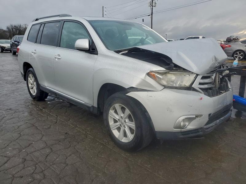 Photo 4 from auction – 2012 TOYOTA HIGHLANDER with VIN 5TDZA3EH2CS022958