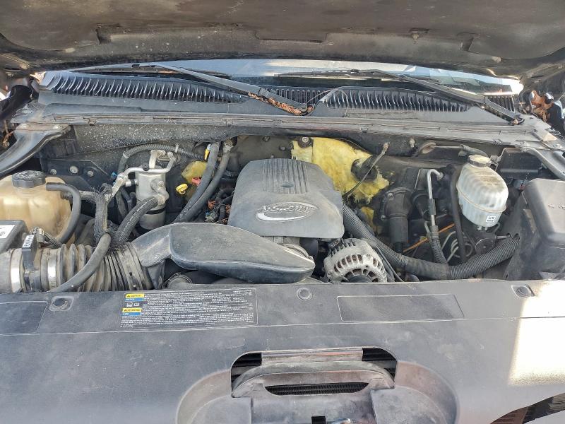 Photo 11 from auction – 2004 CHEVROLET SILVERADO with VIN 1GCHK29U14E297934