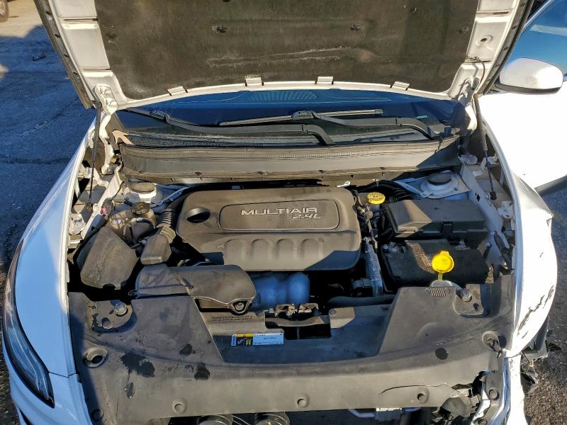 Photo 11 from auction – 2018 JEEP CHEROKEE L with VIN 1C4PJLLBXJD590678