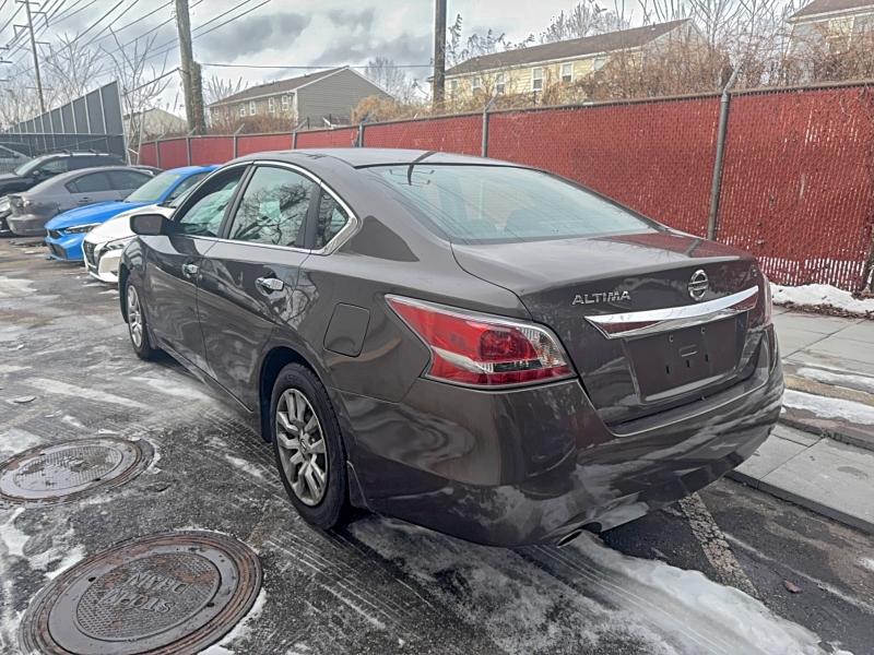 Photo 3 from auction – 2015 NISSAN ALTIMA 2.5 with VIN 1N4AL3AP2FC462386