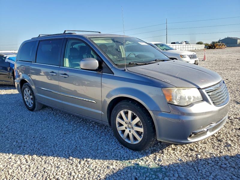 Photo 4 from auction – 2014 CHRYSLER TOWN & COU with VIN 2C4RC1BG1ER398296