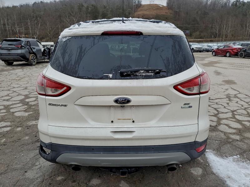 Photo 6 from auction – 2015 FORD ESCAPE SE with VIN 1FMCU9GX1FUA23552