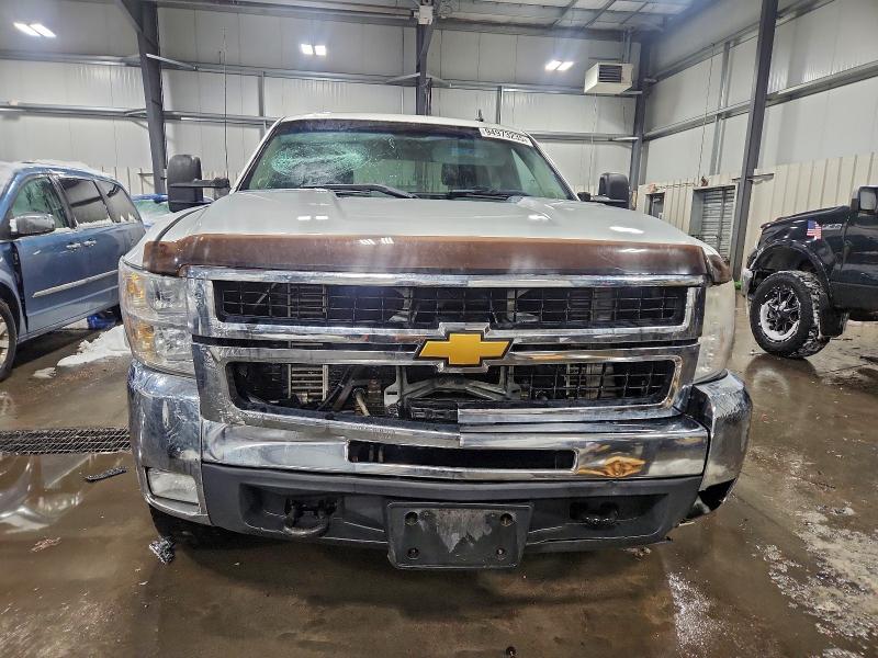 Photo 5 from auction – 2010 CHEVROLET SILVERADO with VIN 1GC4KYB62AF127441