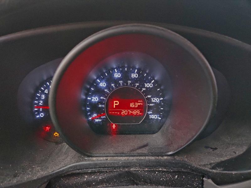 Photo 9 from auction – 2017 KIA SOUL with VIN KNDJN2A2XH7416397