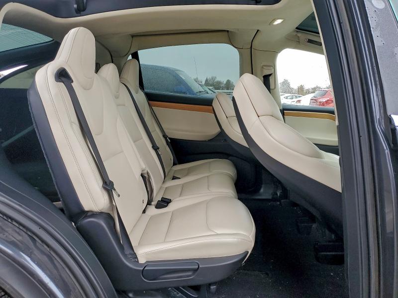 Photo 11 from auction – 2018 TESLA MODEL X with VIN 5YJXCAE22JF129821