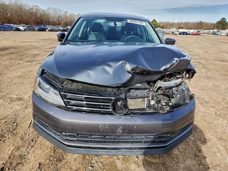 Photo 5 from auction – 2017 VOLKSWAGEN JETTA S with VIN 3VW2B7AJ9HM318398