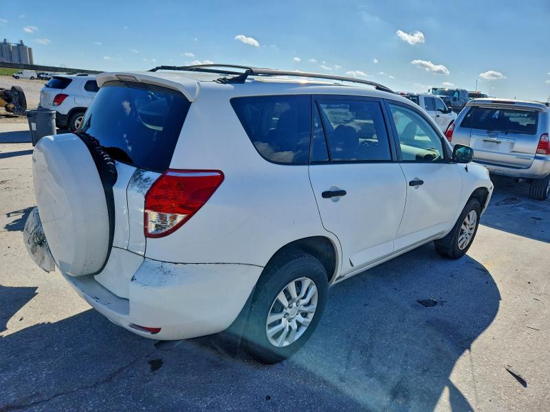 Photo 3 from auction – 2006 TOYOTA RAV4 with VIN JTMZD33V866002475