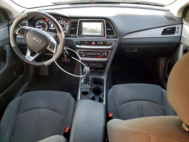 Photo 8 from auction – 2019 HYUNDAI SONATA SE with VIN 5NPE24AF0KH738784