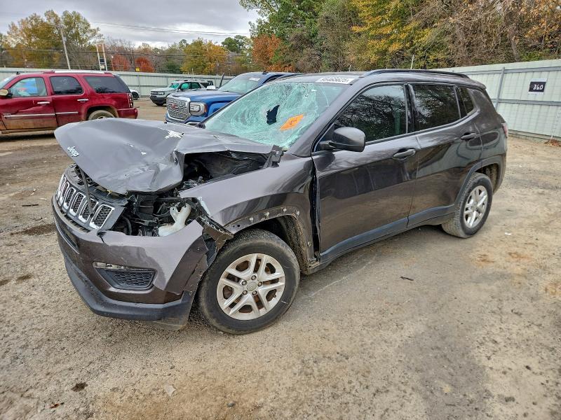 JEEP COMPASS SP 2018 with VIN 3C4NJCAB1JT181702 - Photo from auction