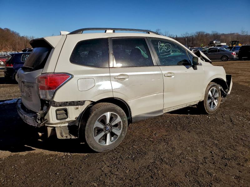 Photo 3 from auction – 2018 SUBARU FORESTER 2 with VIN JF2SJAGC6JH465933