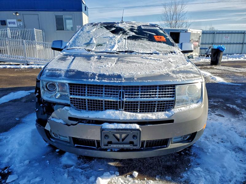Zdjęcie 5 z aukcji – 2008 LINCOLN MKX z VIN 2LMDU88C18BJ38949