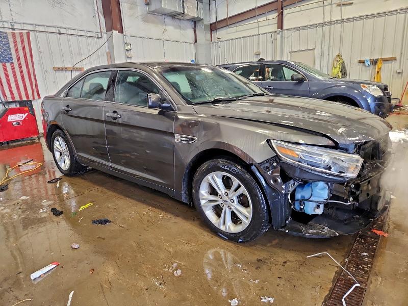 Photo 4 from auction – 2016 FORD TAURUS SEL with VIN 1FAHP2E87GG102816