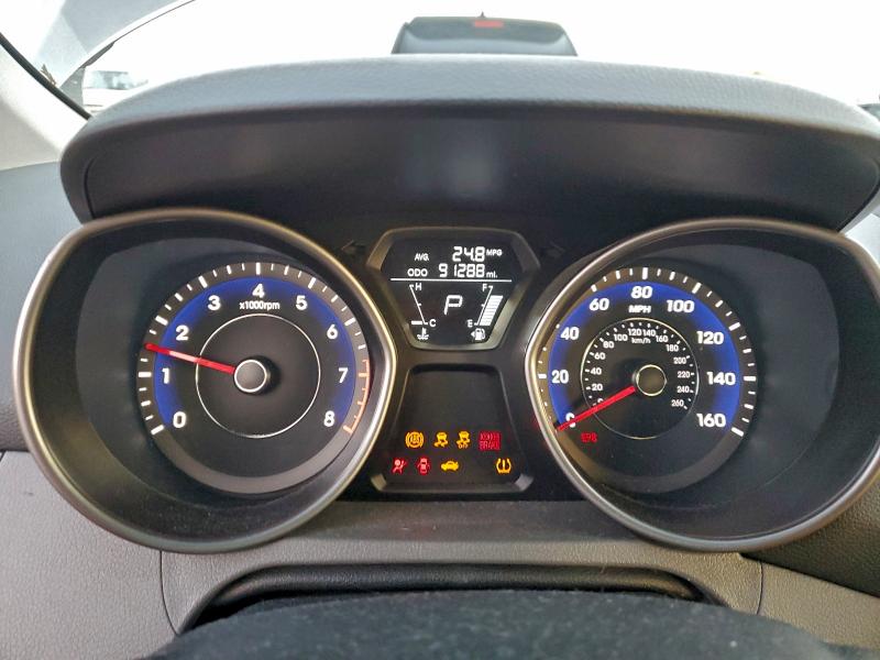 Photo 9 from auction – 2012 HYUNDAI ELANTRA GL with VIN 5NPDH4AE0CH067989