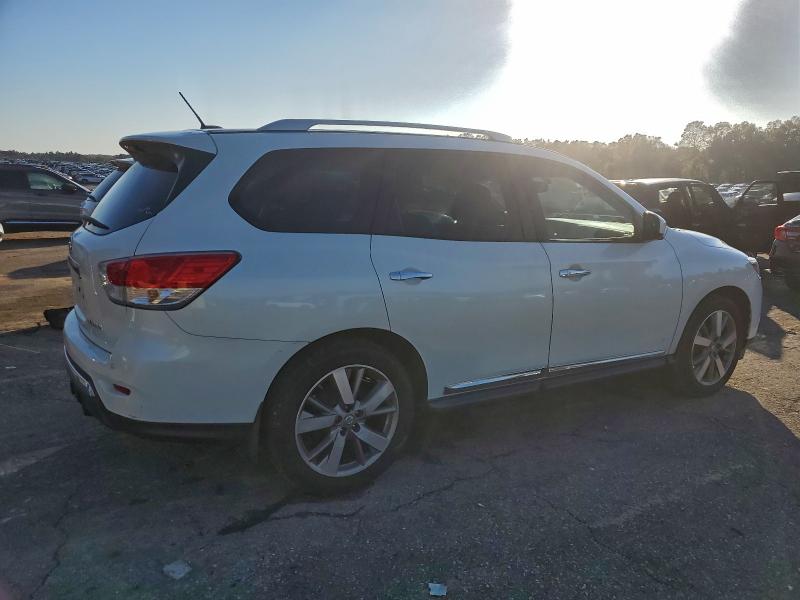Photo 3 from auction – 2015 NISSAN PATHFINDER with VIN 5N1AR2MN9FC643283