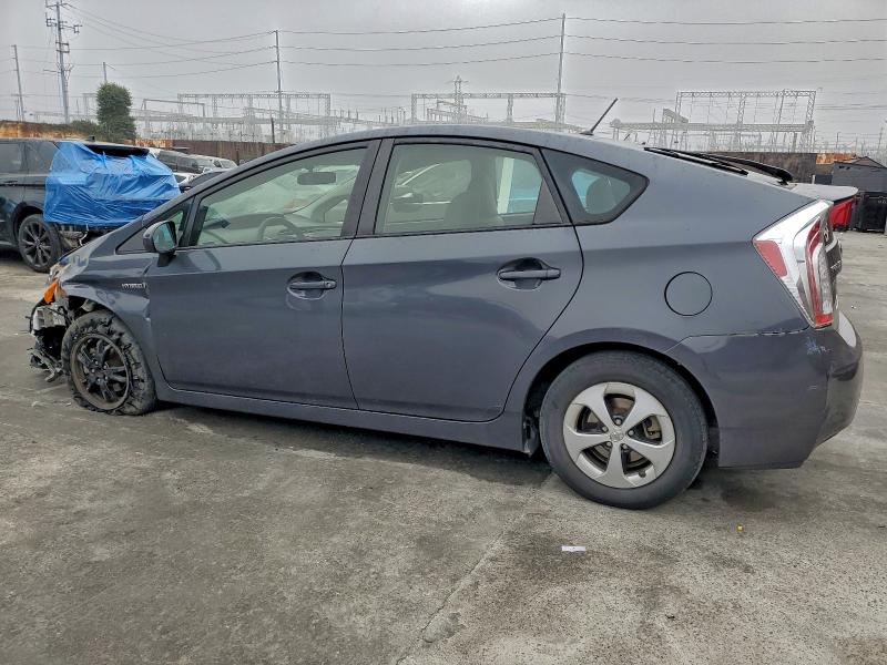 Photo 2 from auction – 2012 TOYOTA PRIUS with VIN JTDKN3DU3C1601944