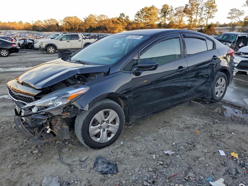 KIA FORTE LX 2017 with VIN 3KPFK4A76HE016648 - Photo from auction