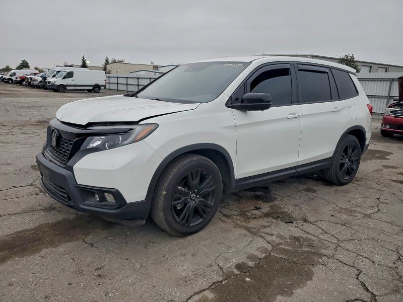 Photo 1 from auction – 2020 HONDA PASSPORT with VIN 5FNYF7H28LB005520