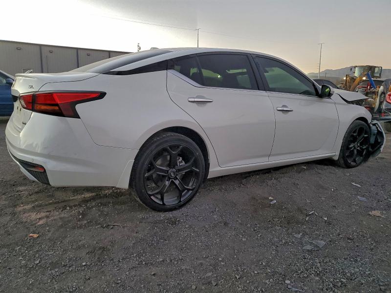 Photo 3 from auction – 2024 NISSAN ALTIMA SL with VIN 1N4BL4EW8RN324274