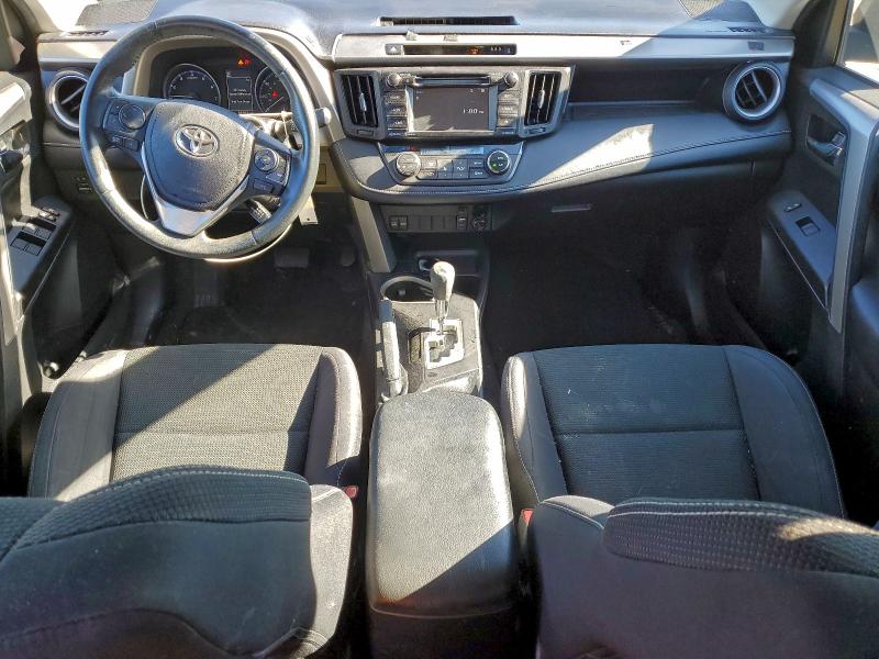 Photo 8 from auction – 2017 TOYOTA RAV4 XLE with VIN 2T3RFREV9HW580693