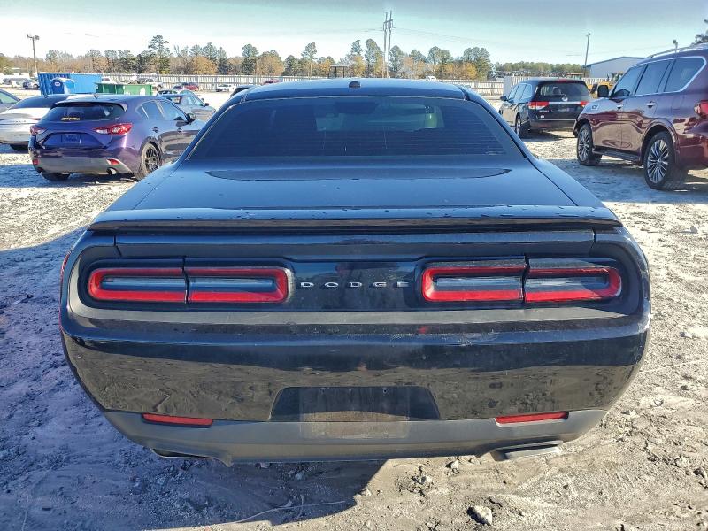 Photo 6 from auction – 2017 DODGE CHALLENGER with VIN 2C3CDZBT6HH568682