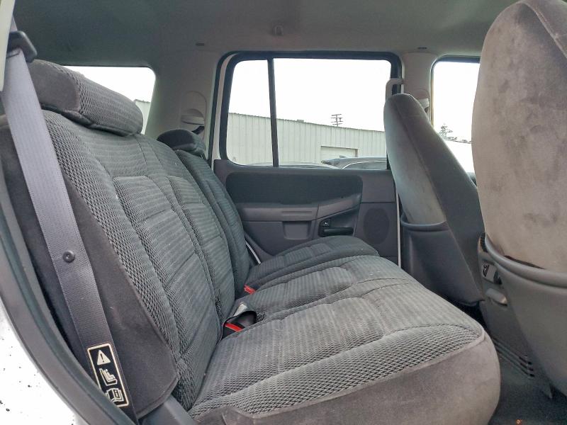 Photo 11 from auction – 2002 FORD EXPLORER X with VIN 1FMDU73W12ZB76659