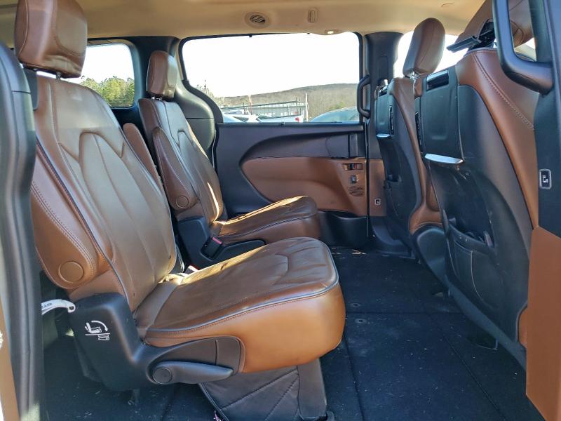 Photo 11 from auction – 2017 CHRYSLER PACIFICA L with VIN 2C4RC1GG5HR570536
