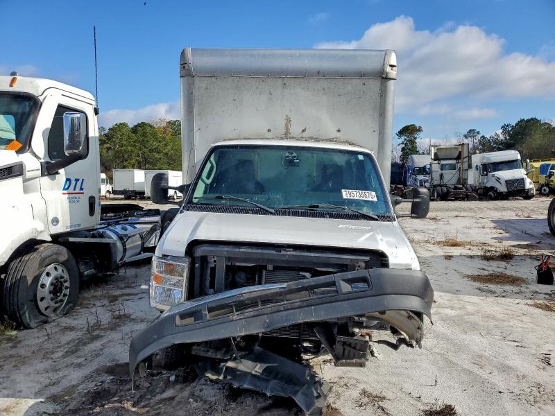 Photo 5 from auction – 2022 FORD ECONOLINE with VIN 1FDXE4FNXNDC28707