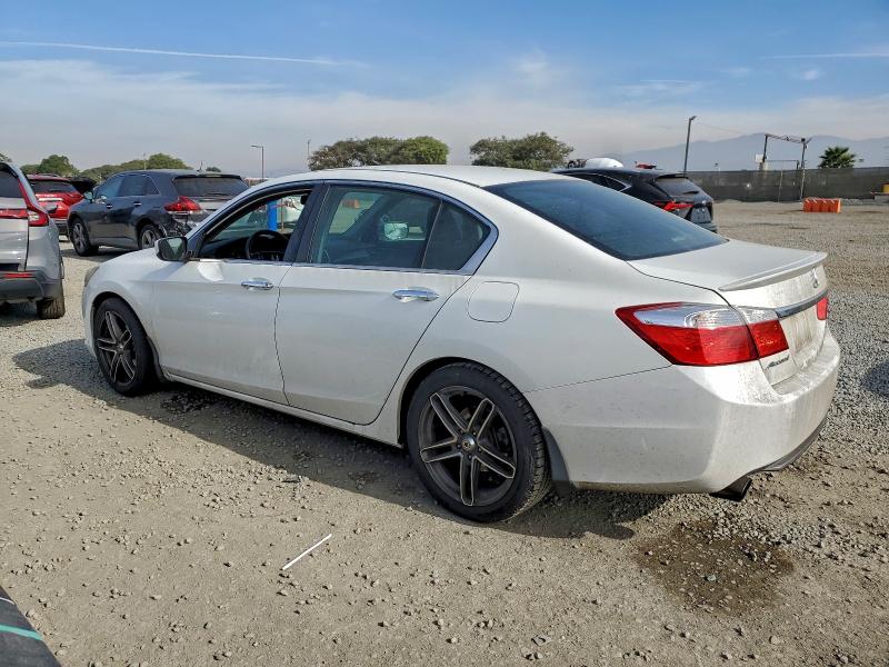 Photo 2 from auction – 2014 HONDA ACCORD with VIN 1HGCR2F51EA219361