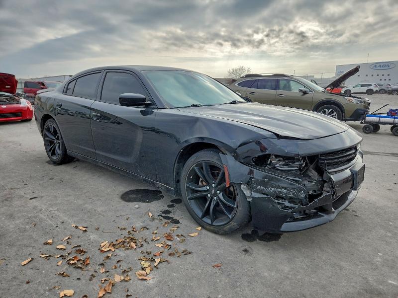 Photo 4 from auction – 2017 DODGE CHARGER SE with VIN 2C3CDXBG8HH510838