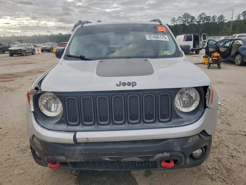 Photo 5 from auction – 2016 JEEP RENEGADE T with VIN ZACCJBCT5GPC85830