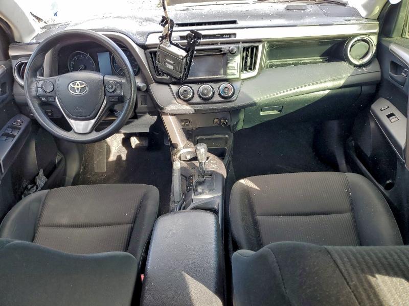 Photo 8 from auction – 2018 TOYOTA RAV4 with VIN JTMZFREV5JJ195698