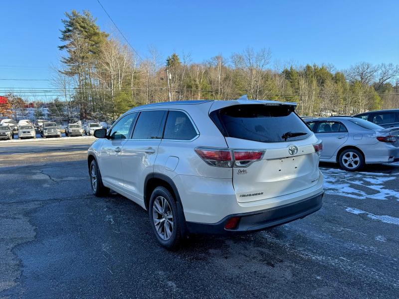 Photo 3 from auction – 2014 TOYOTA HIGHLANDER with VIN 5TDJKRFH3ES032123