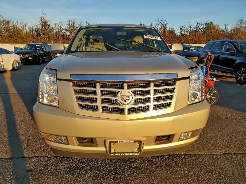 Photo 5 from auction – 2011 CADILLAC ESCALADE E with VIN 1GYS4HEF3BR141856