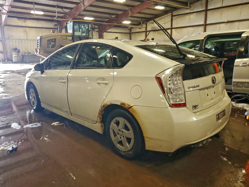 Photo 2 from auction – 2011 TOYOTA PRIUS with VIN JTDKN3DU9B1426114