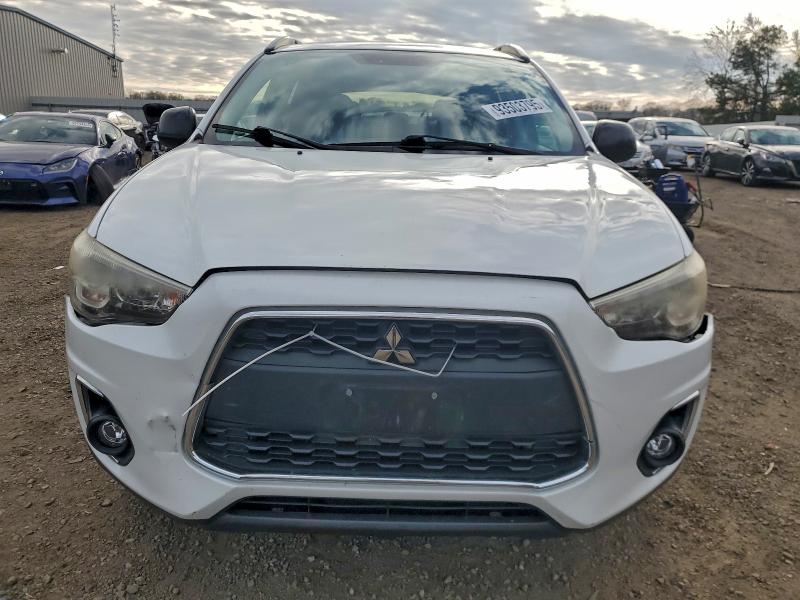 Photo 5 from auction – 2013 MITSUBISHI OUTLANDER with VIN 4A4AR5AU2DE016680