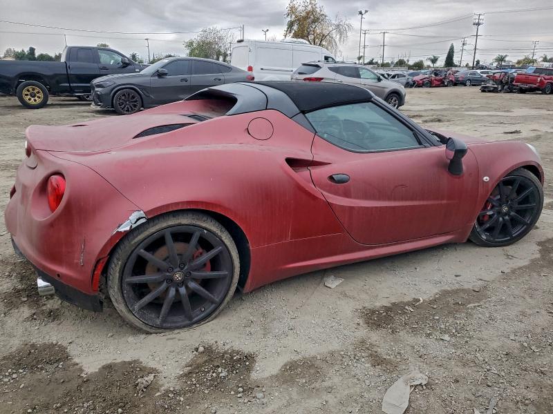 Photo 3 from auction – 2015 ALFA ROMEO 4C SPIDER with VIN ZARBAAB43FM169450