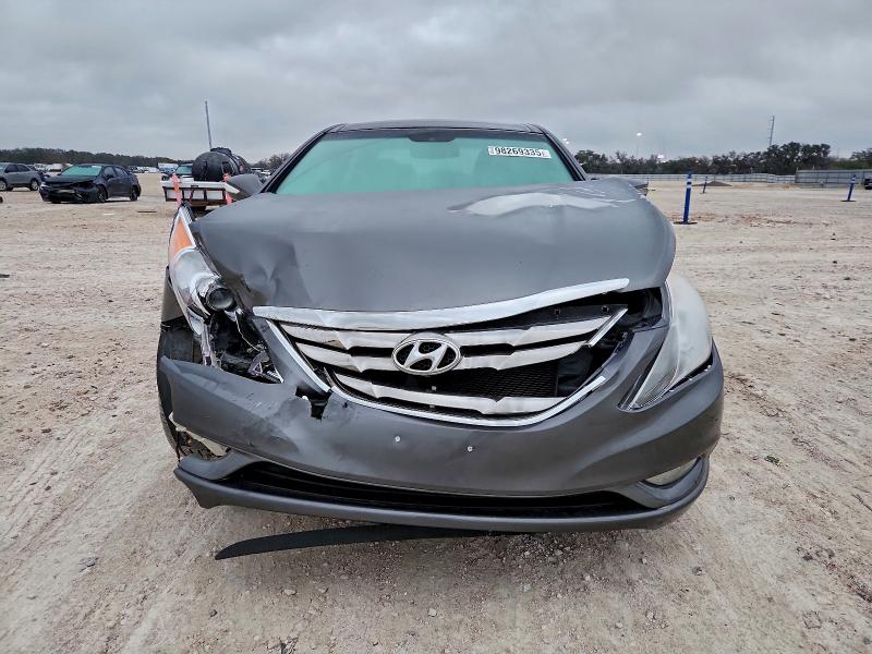 Photo 5 from auction – 2012 HYUNDAI SONATA SE with VIN 5NPEC4AC5CH417425