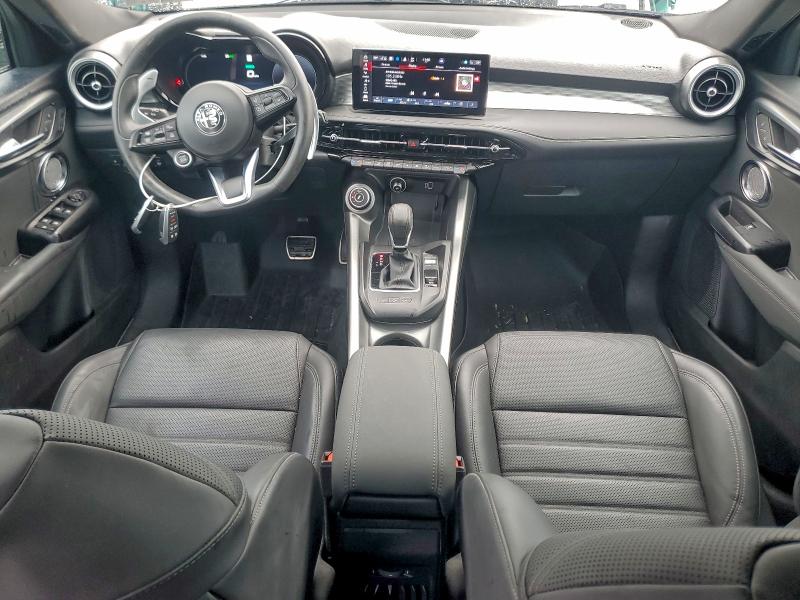 Снимка 8 от търг – 2024 ALFA ROMEO TONALE VEL с VIN ZASPATDW6R3040109
