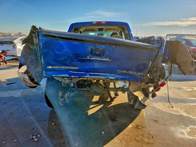 Photo 6 from auction – 2003 CHEVROLET SILVERADO with VIN 1GCEC19T03Z214700