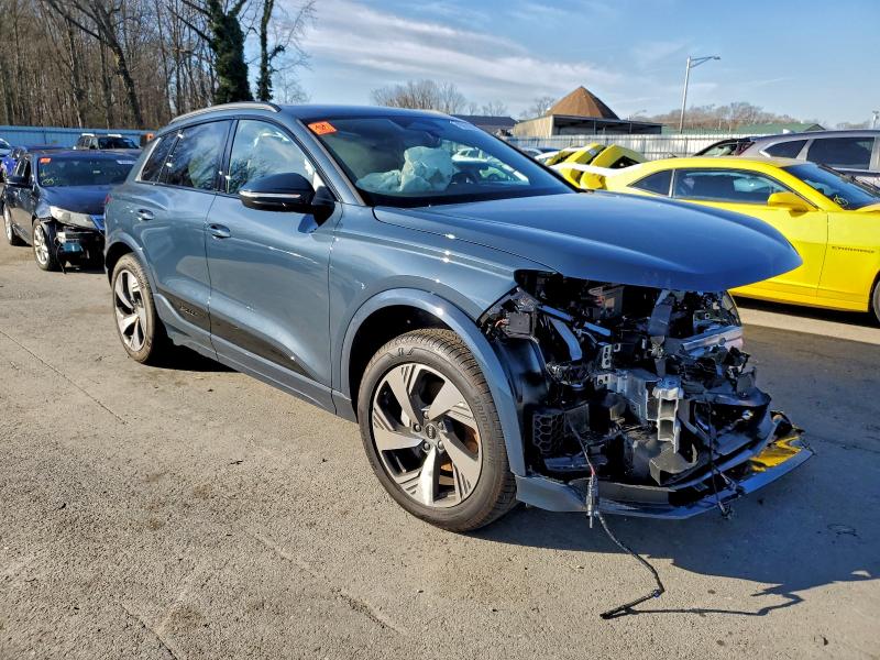 Photo 4 from auction – 2025 AUDI Q6 E-TRON with VIN WA124BGF5SA058213