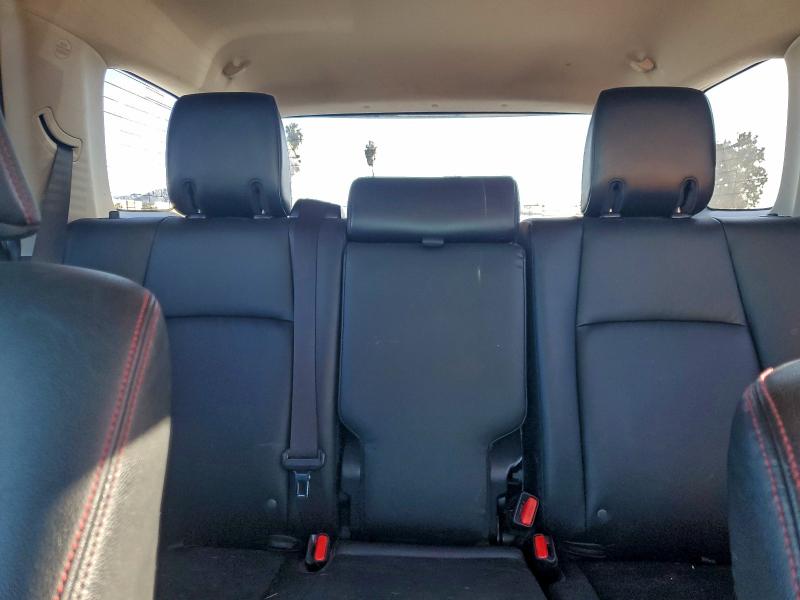 Photo 10 from auction – 2015 TOYOTA 4RUNNER SR with VIN JTEBU5JR7F5226065
