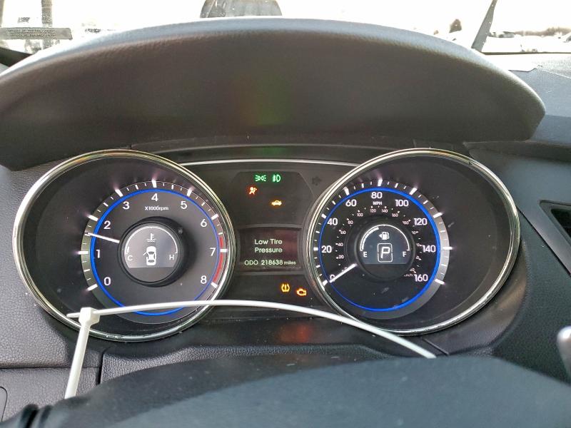 Photo 9 from auction – 2011 HYUNDAI SONATA SE with VIN 5NPEC4AC7BH179656